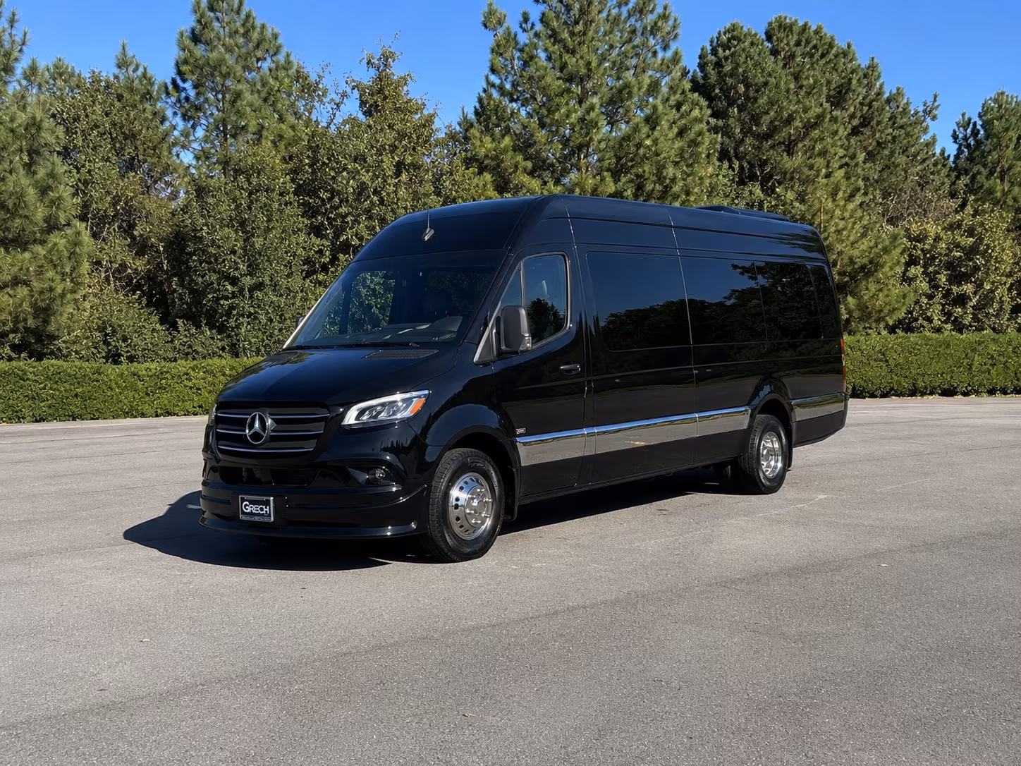 Charleston Airport Shuttle & Transportation party bus exterior
