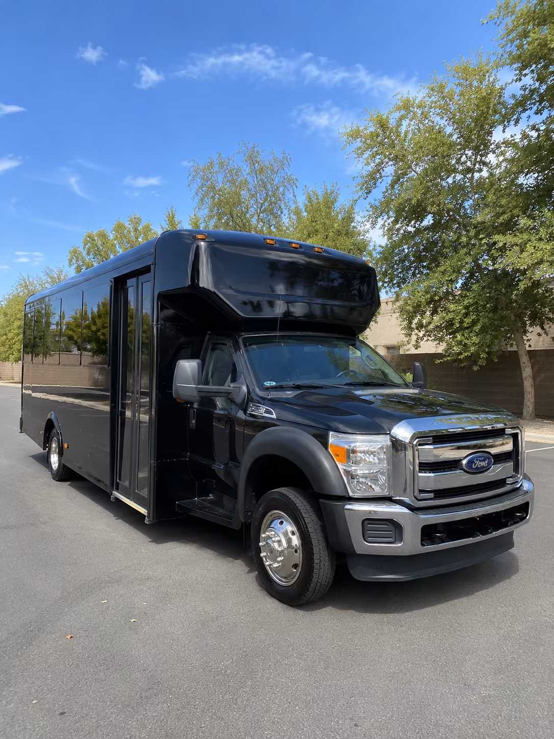 Charleston Winery Tour & Pub Crawl Transportation group transportation