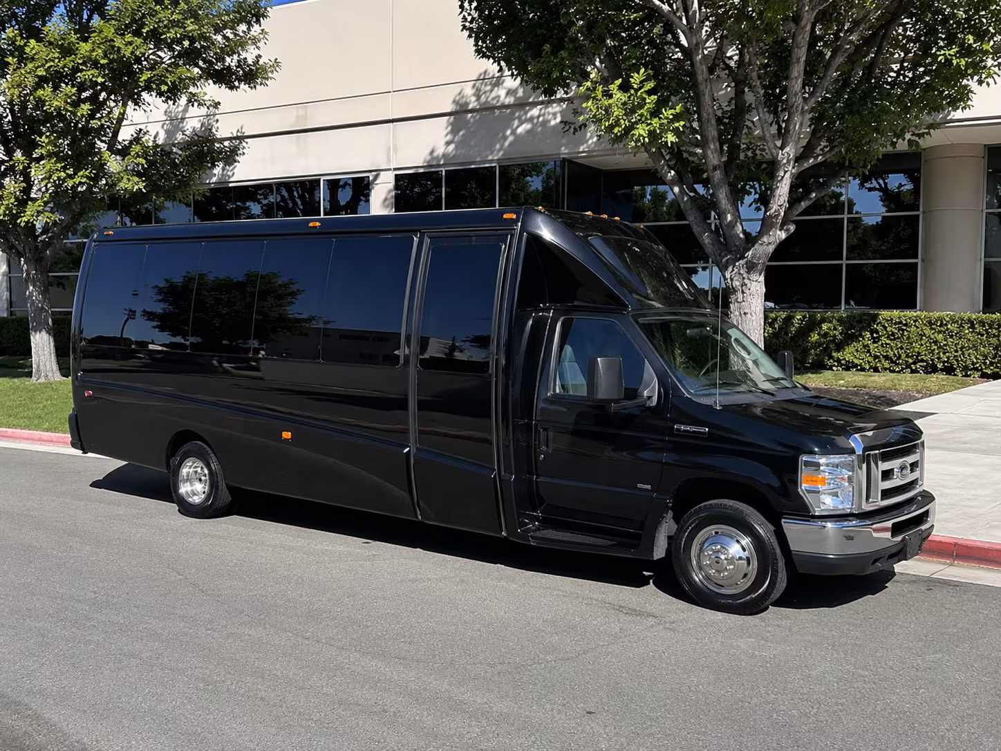 Savannah Party Bus Rental